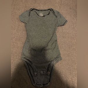 Carter’s - 12M - Short Sleeve Bodysuit